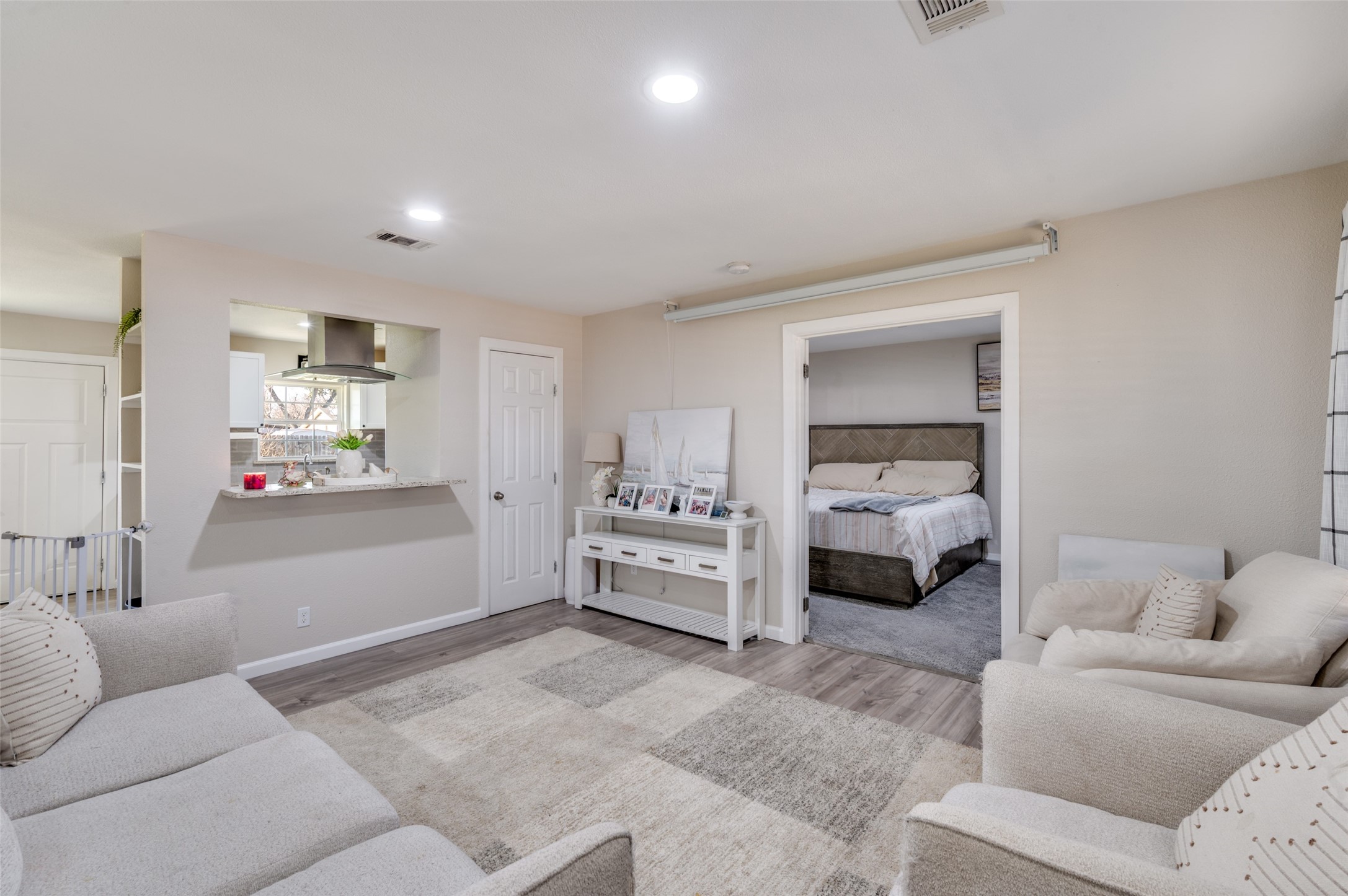 13803 Stardust Lane Farmers Branch TX 75234