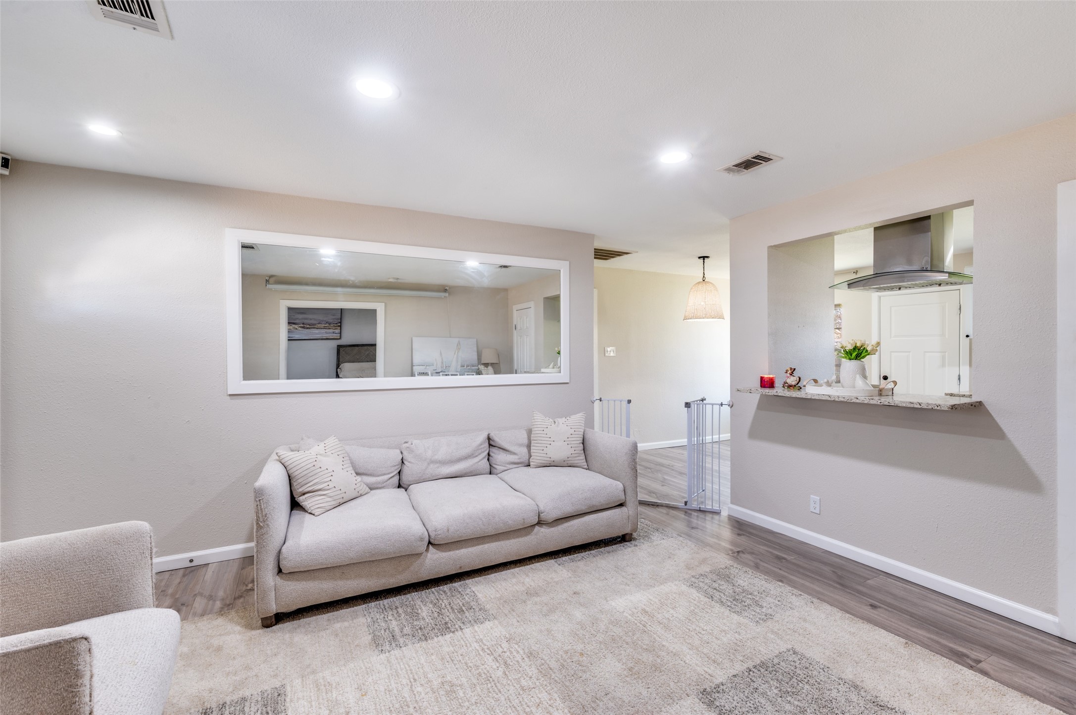 13803 Stardust Lane Farmers Branch TX 75234
