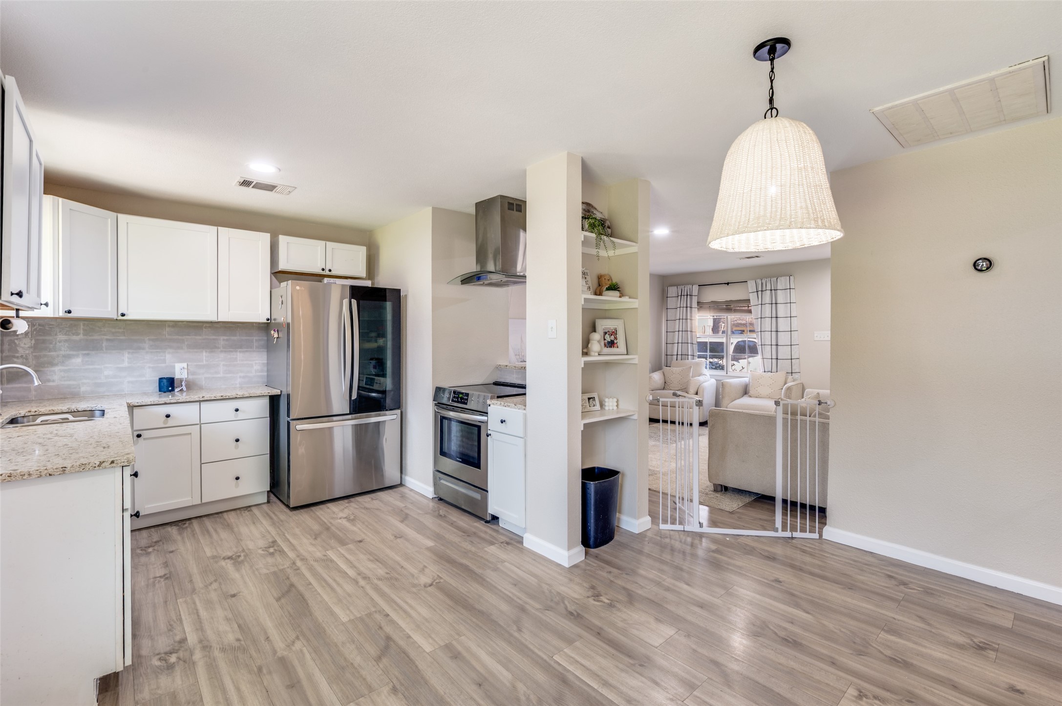 13803 Stardust Lane Farmers Branch TX 75234