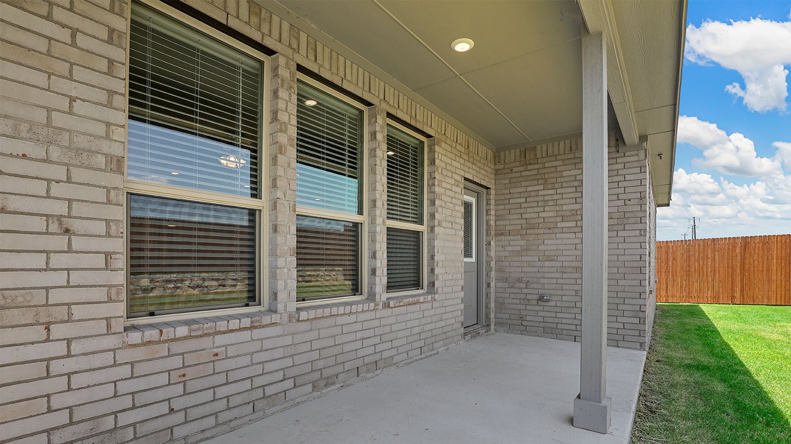 215 Windmill Drive Rhome TX 76078