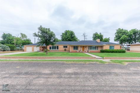 503 S Central Avenue Knox City TX 79529