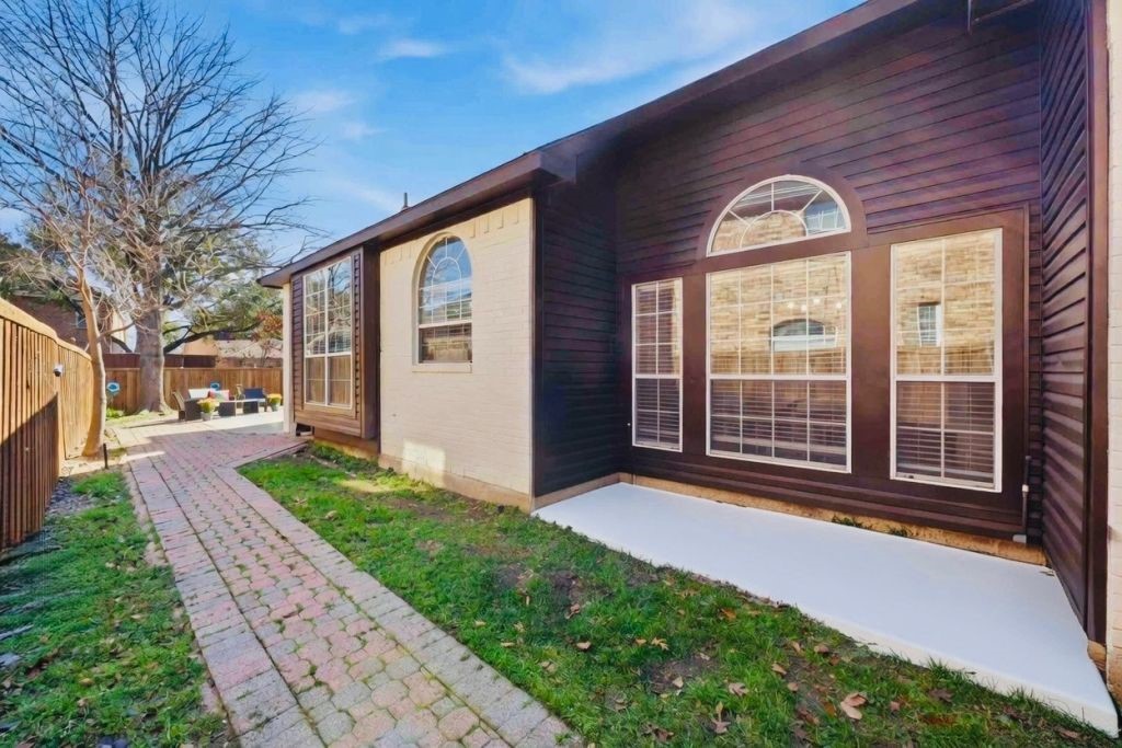 1116 Grimsworth Lane Allen TX 75002