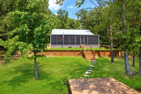 132 King George Road Scroggins TX 75480