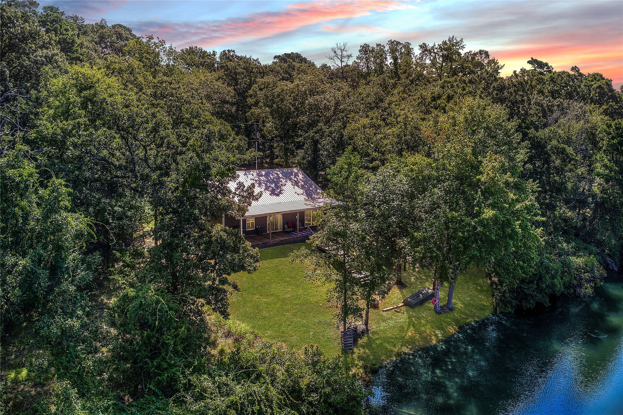 132 King George Road Scroggins TX 75480