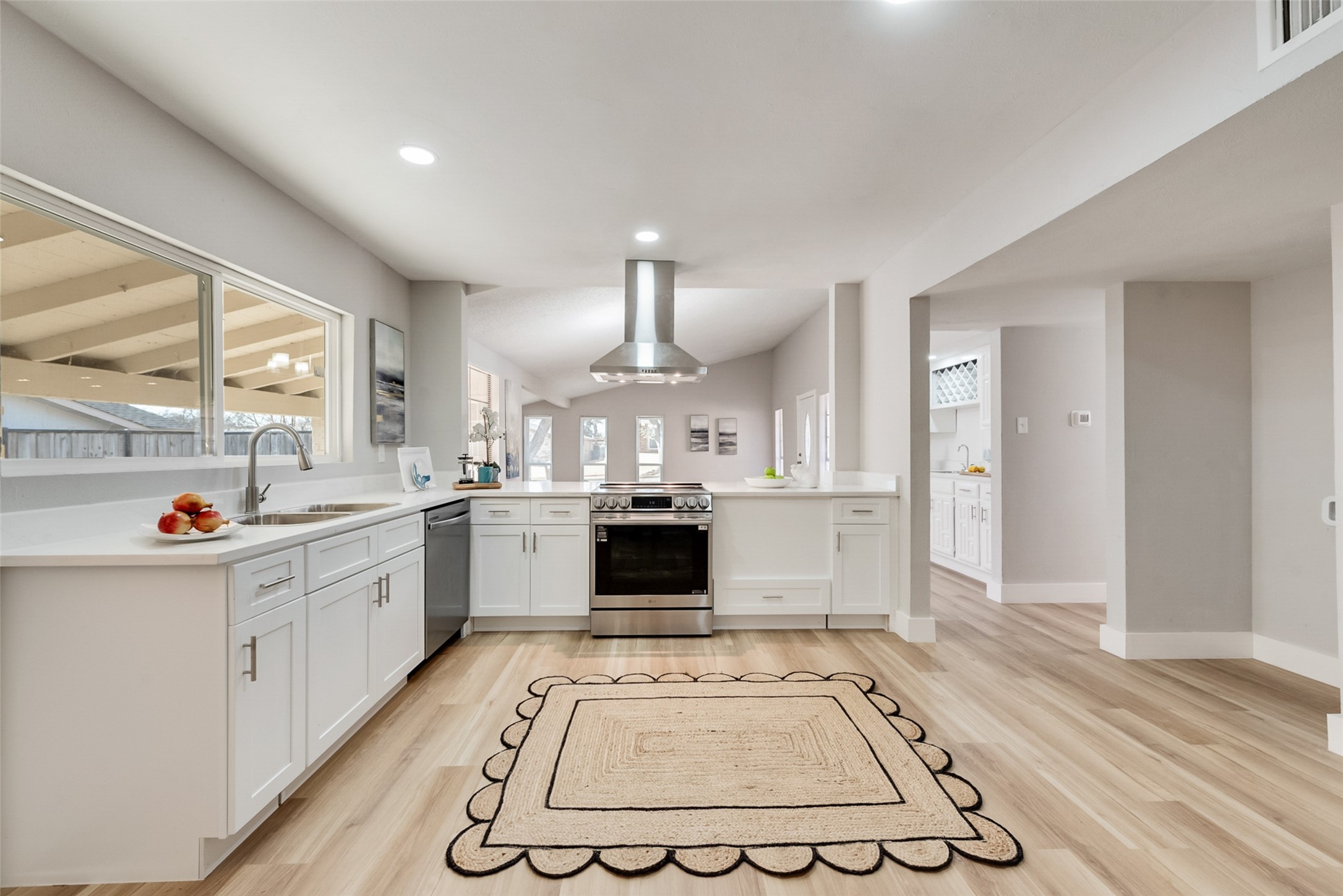 3422 Knoll Point Drive Garland TX 75043