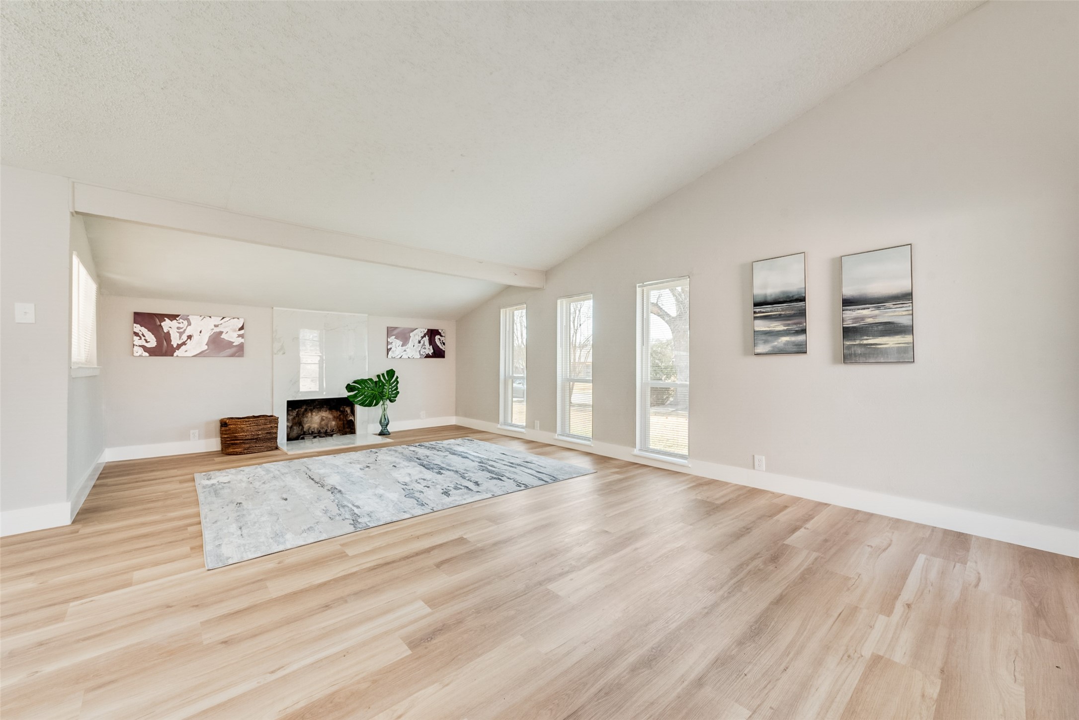 3422 Knoll Point Drive Garland TX 75043