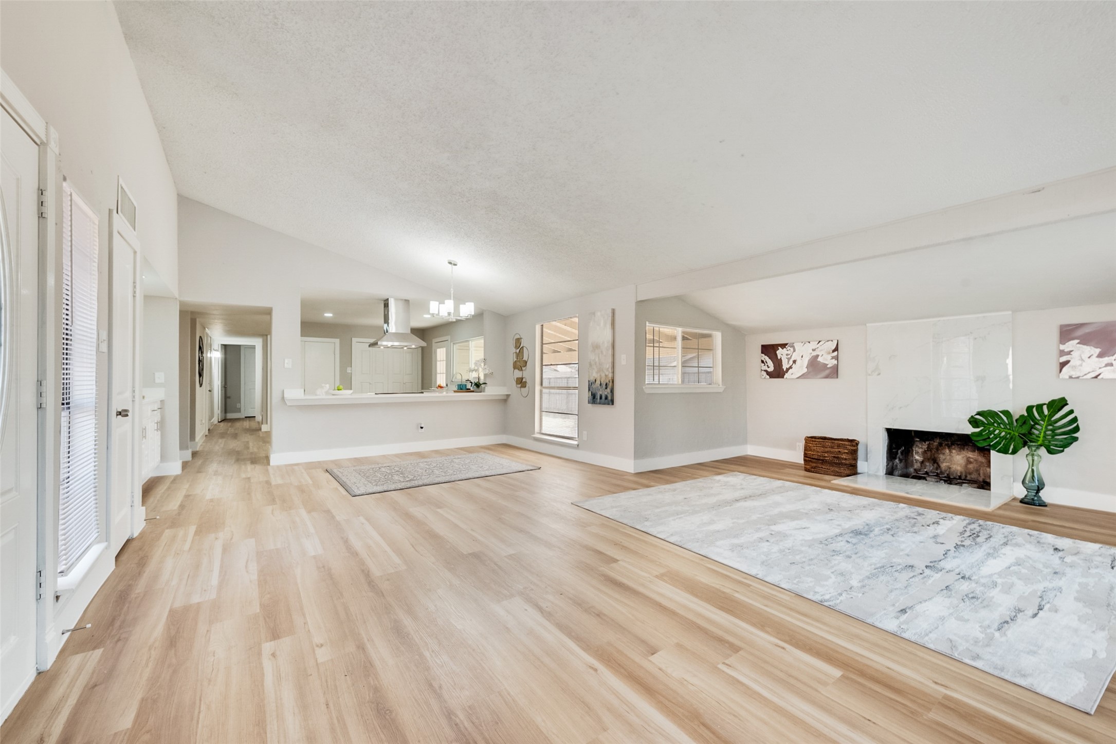 3422 Knoll Point Drive Garland TX 75043