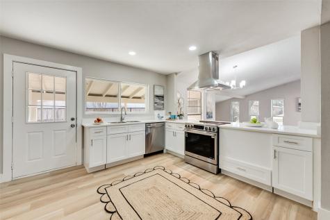 3422 Knoll Point Drive Garland TX 75043