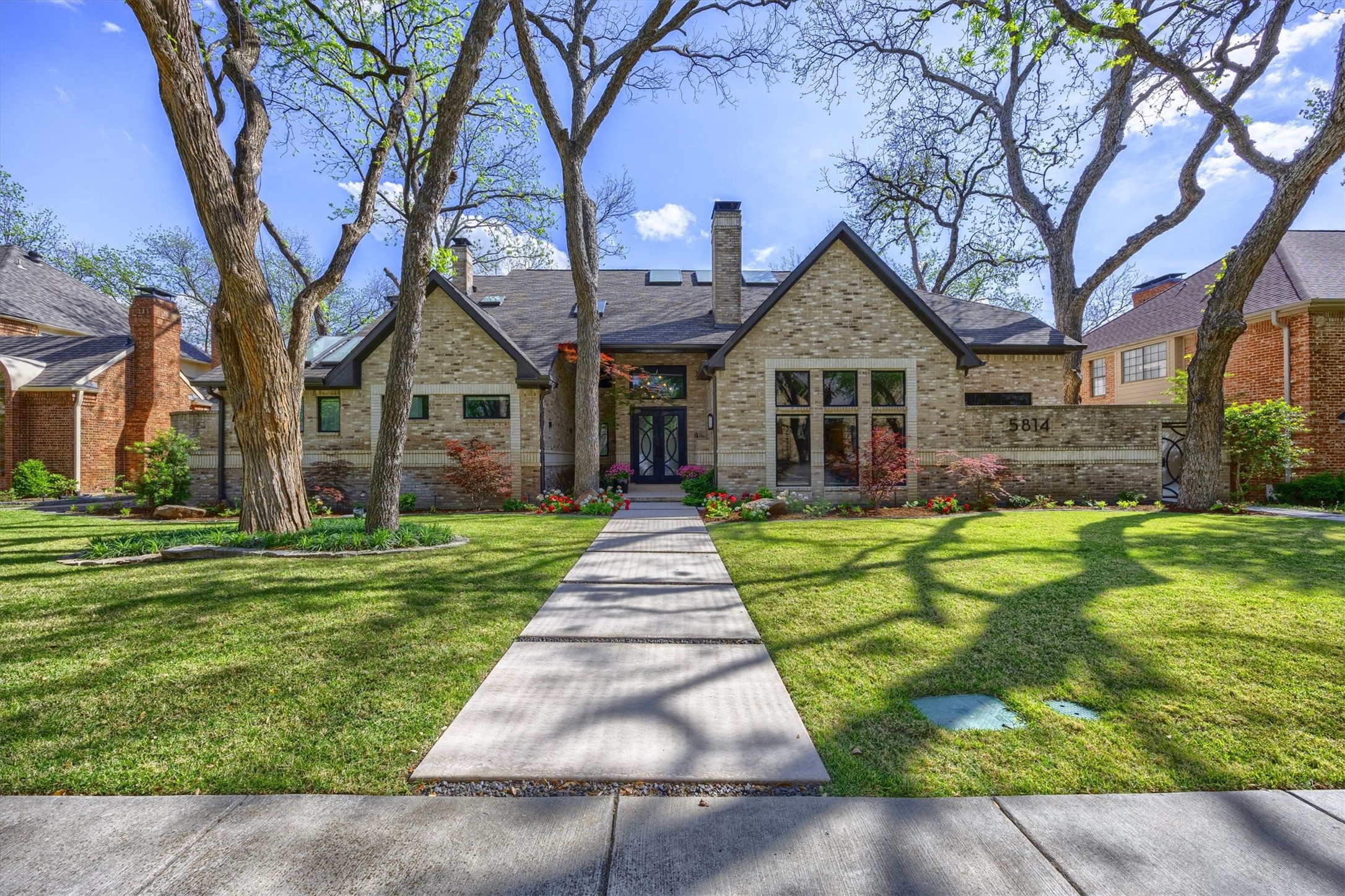 5814 Flintshire Lane Dallas TX 75252