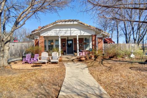 2633 College Avenue Fort Worth TX 76110