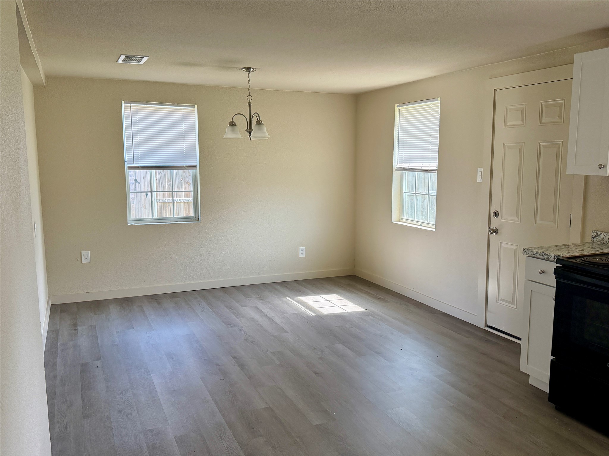 211 Sperry Lane Red Oak TX 75154
