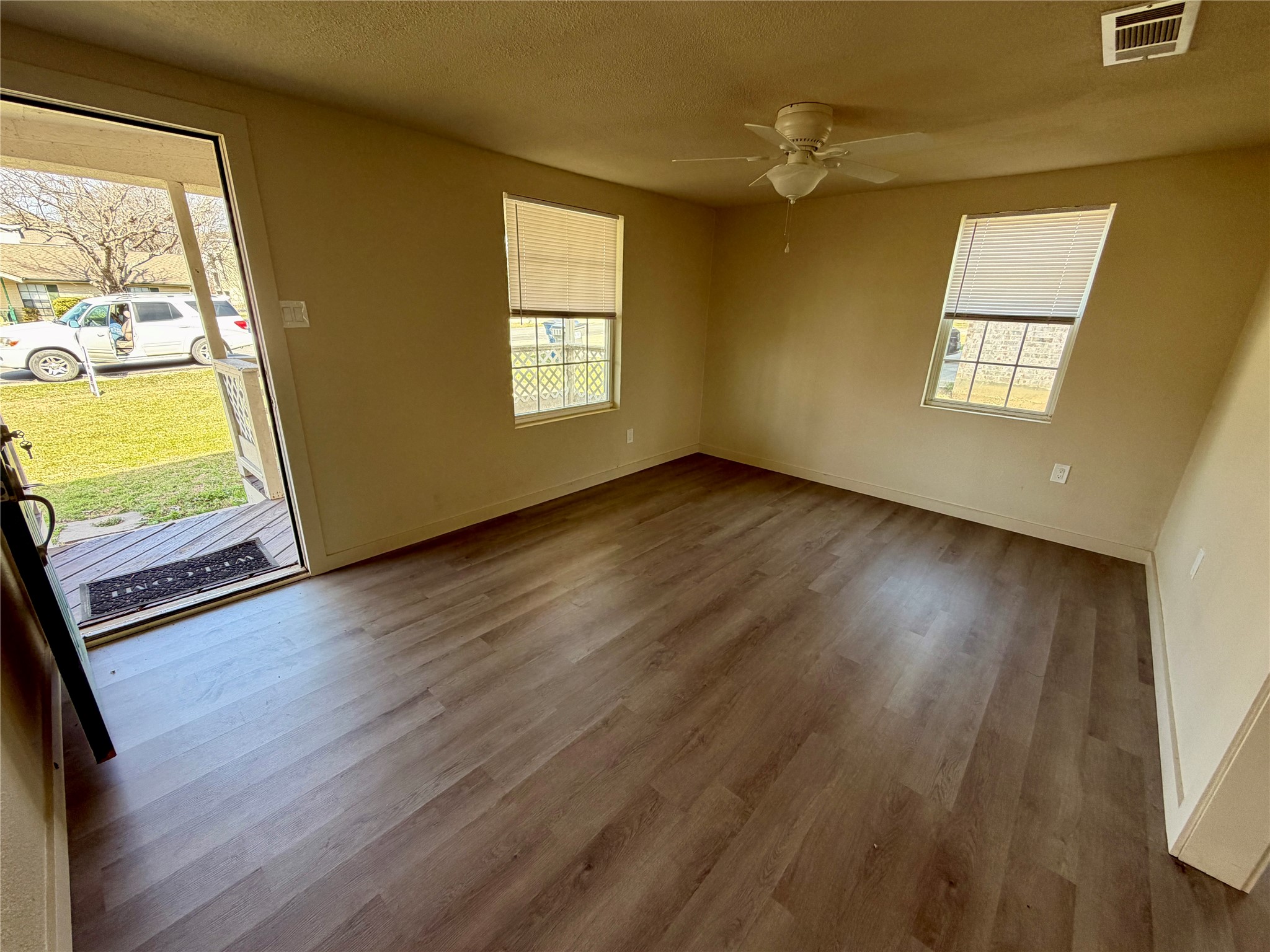 211 Sperry Lane Red Oak TX 75154