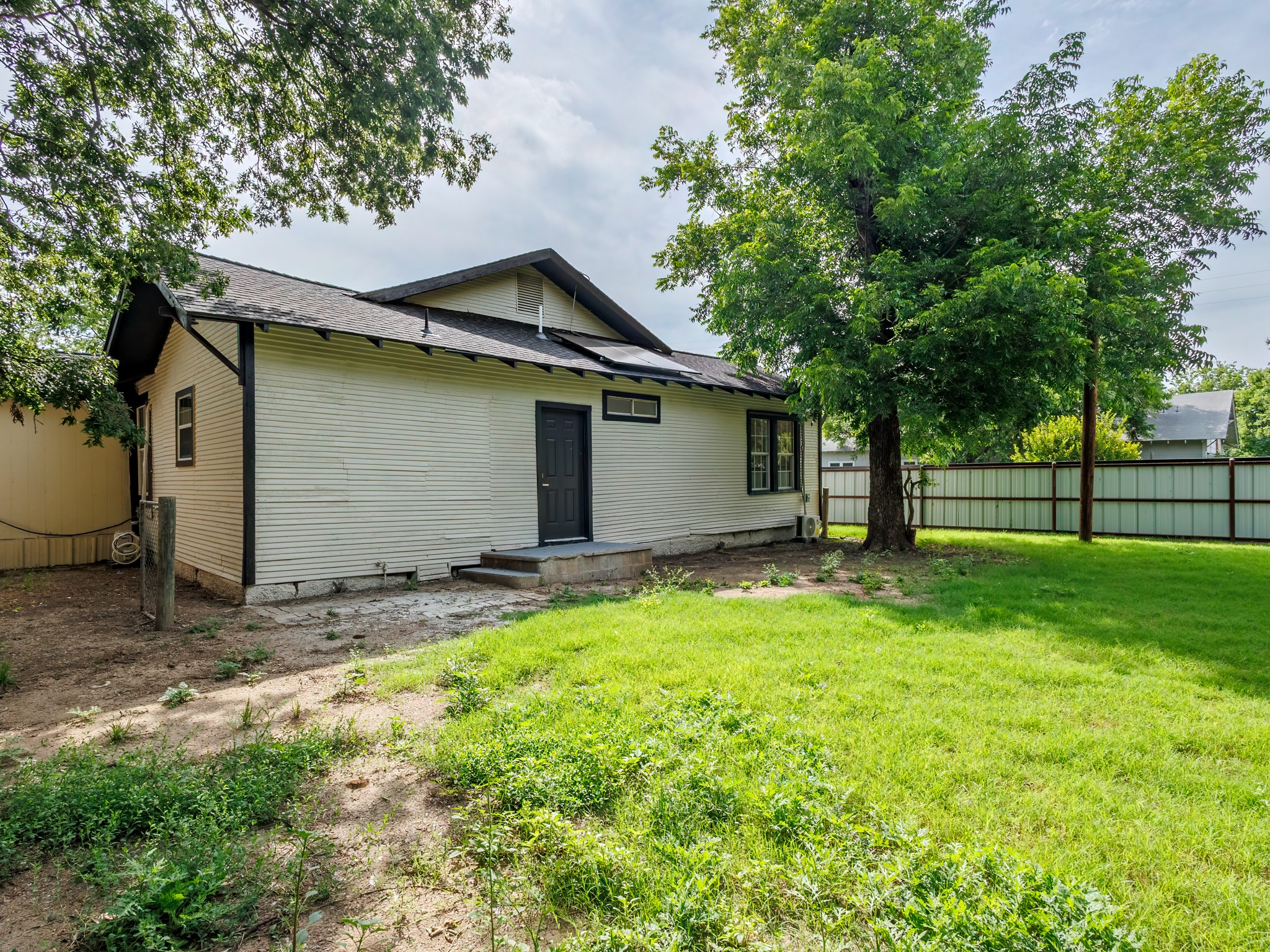 1617 6th Street Brownwood TX 76801