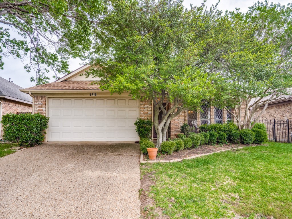 2710 Laurel Oaks Drive Garland TX 75044