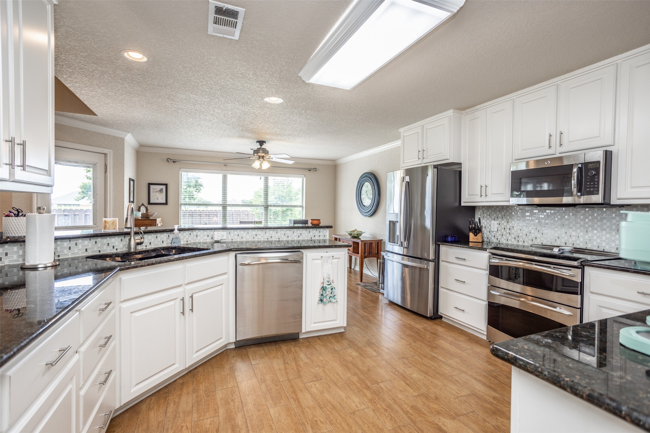 504 Katie Street Lindsay TX 76250