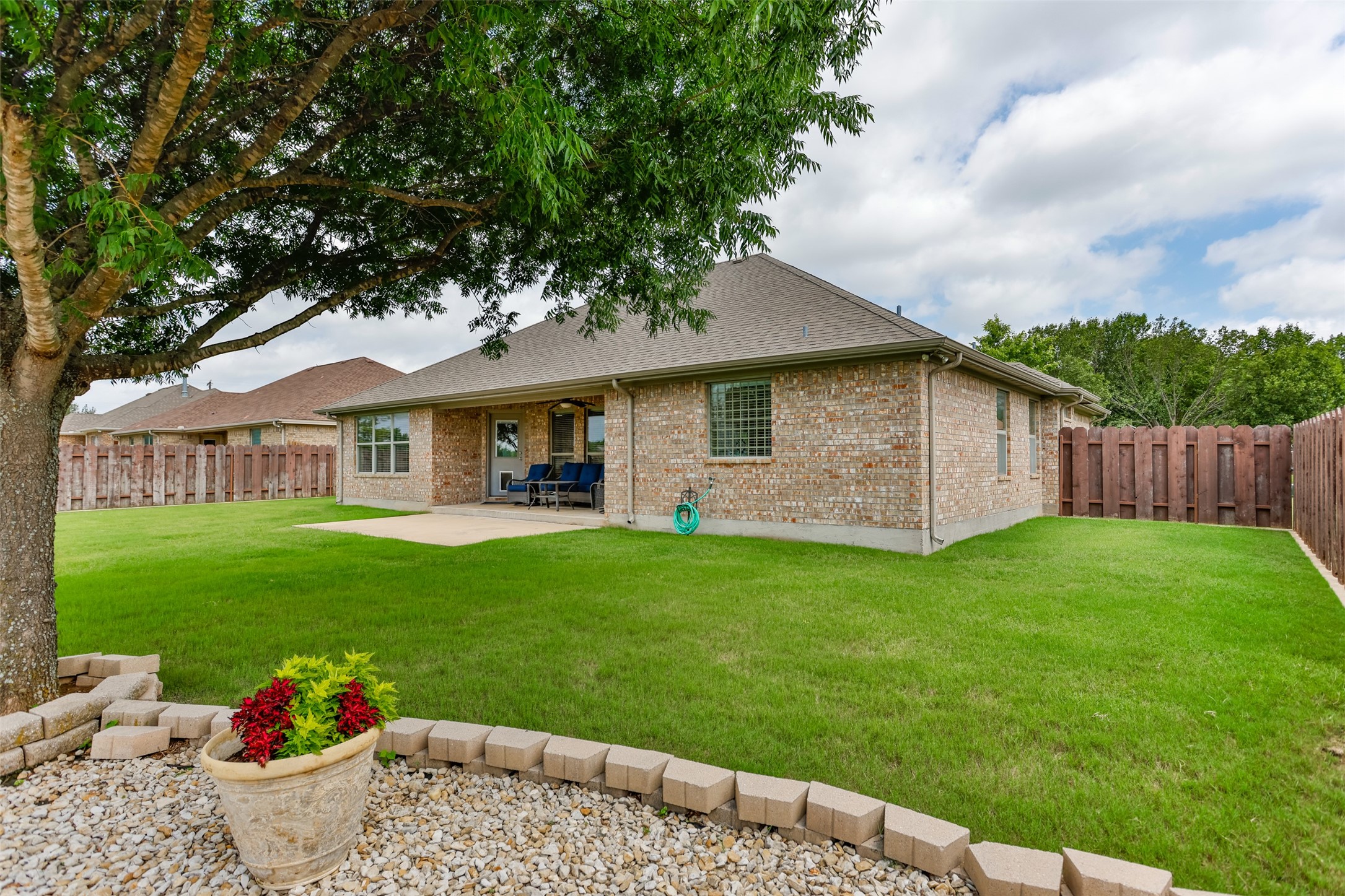 504 Katie Street Lindsay TX 76250