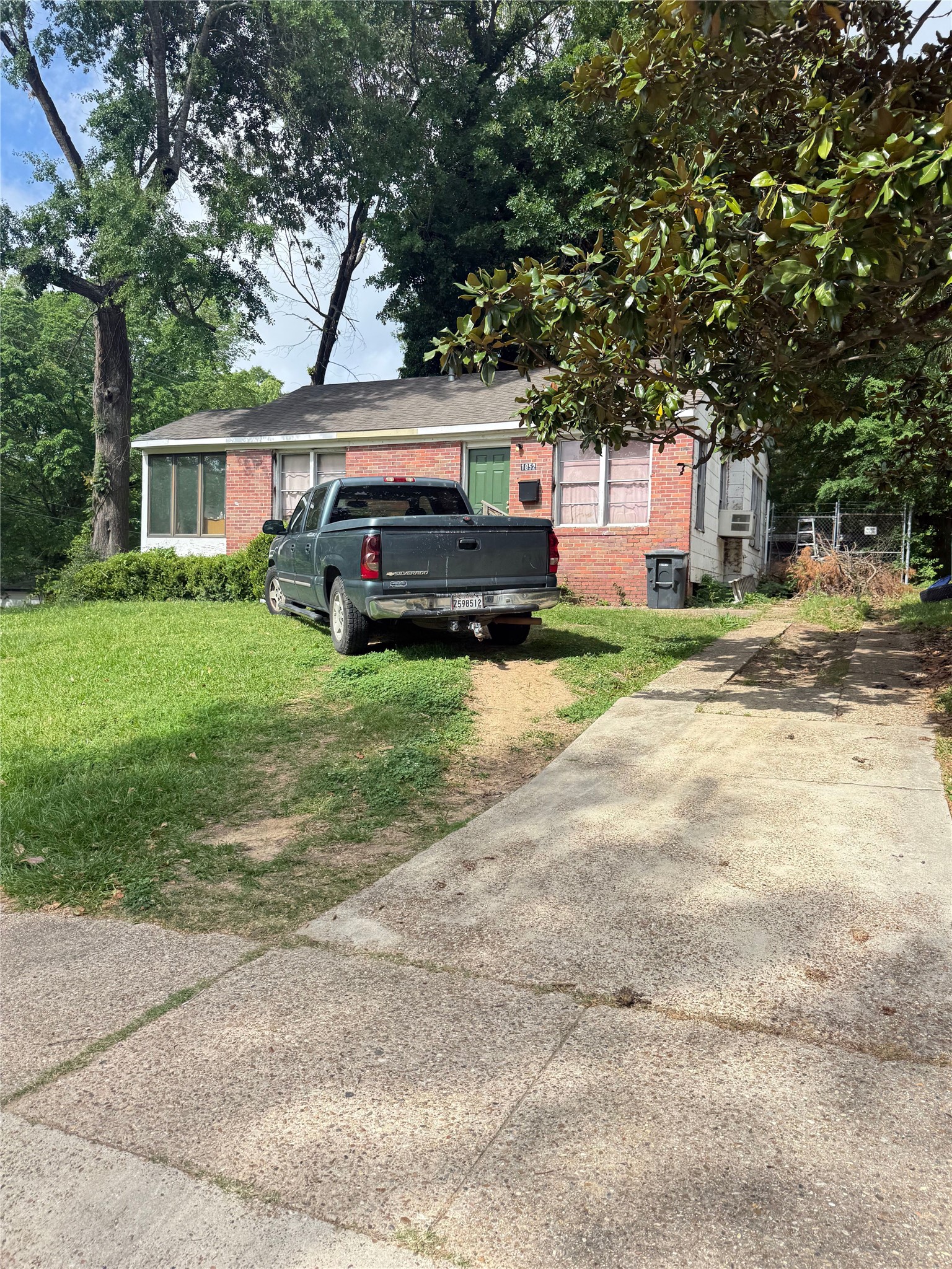 1852 Jenkins Avenue Shreveport LA 71101