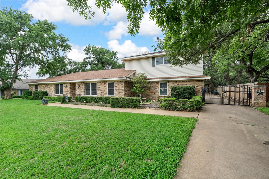 3217 Pioneer Circle Woodway TX 76712