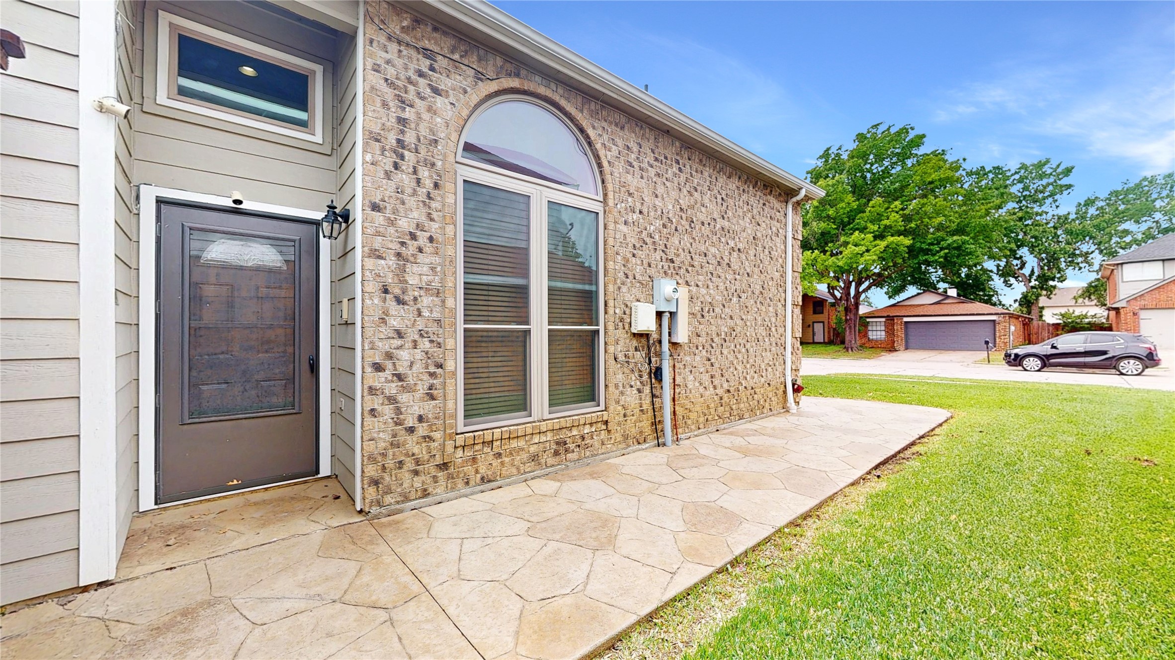 911 Azalia Drive Lewisville TX 75067