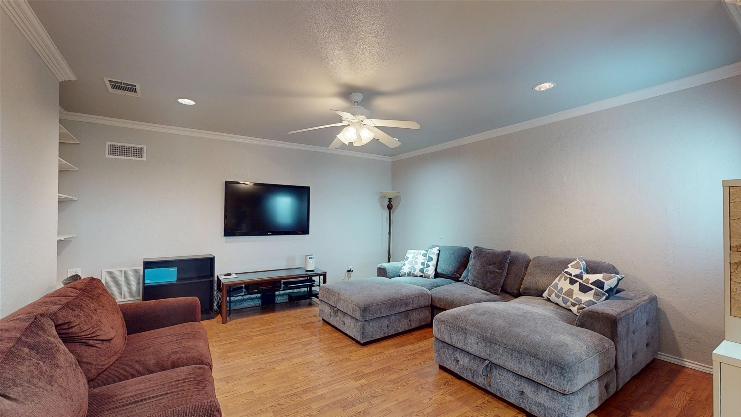 911 Azalia Drive Lewisville TX 75067