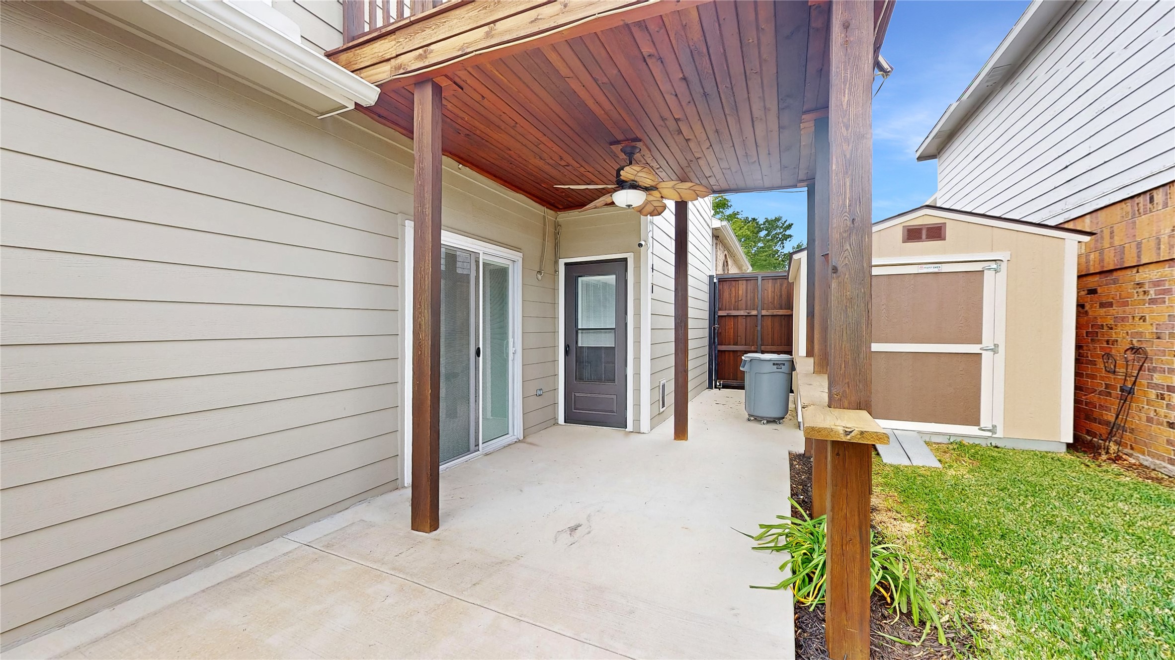 911 Azalia Drive Lewisville TX 75067