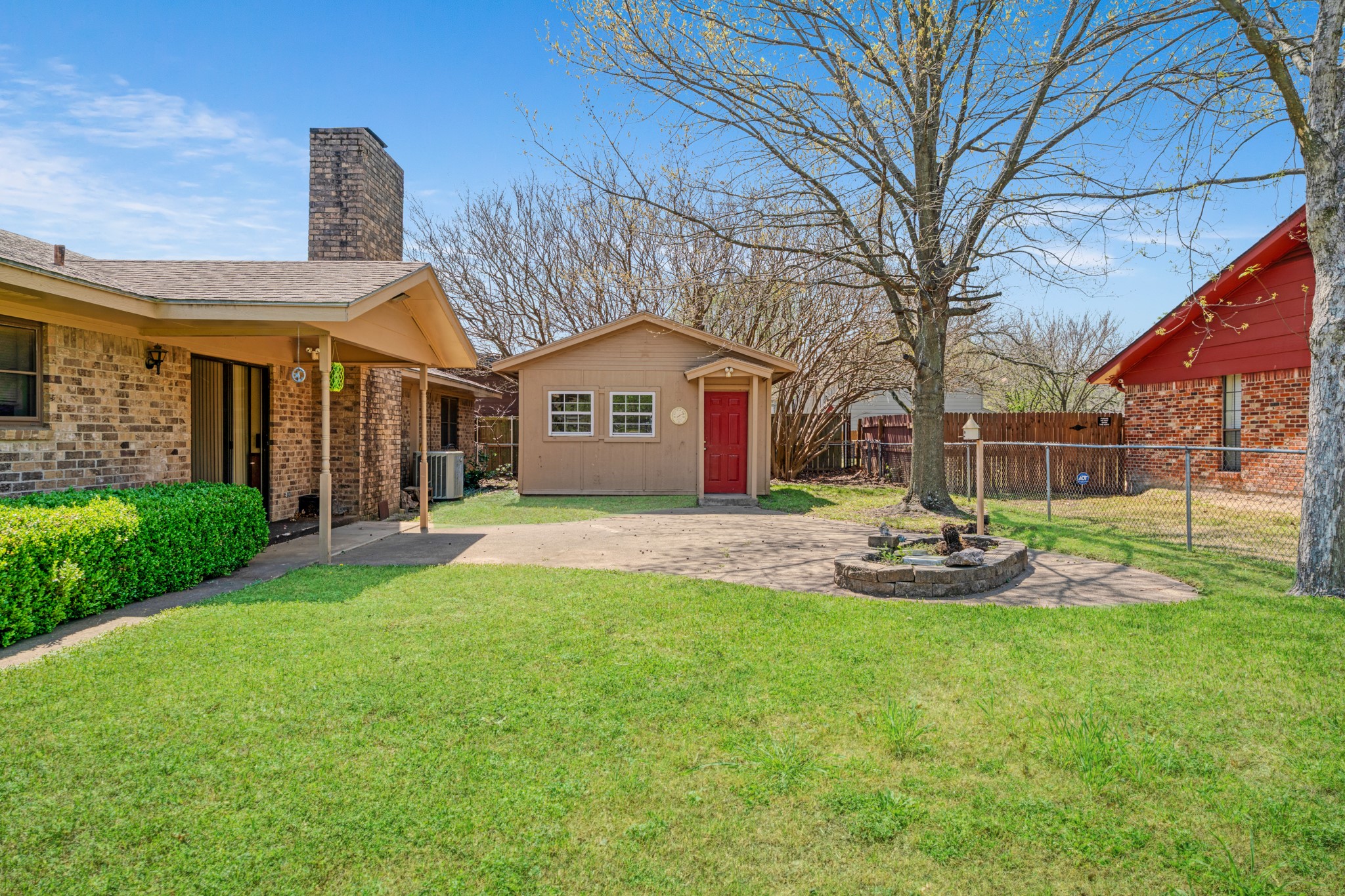 695 20th Street NE Paris TX 75460