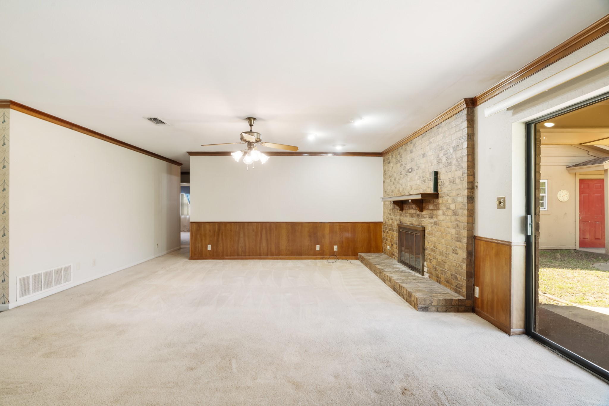 695 20th Street NE Paris TX 75460
