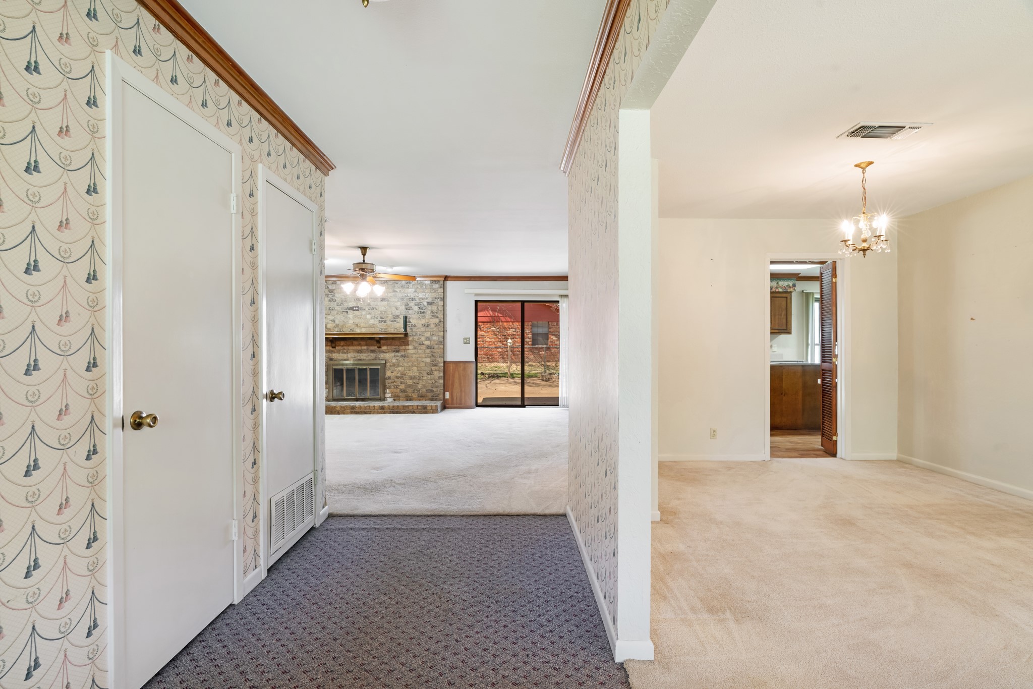 695 20th Street NE Paris TX 75460