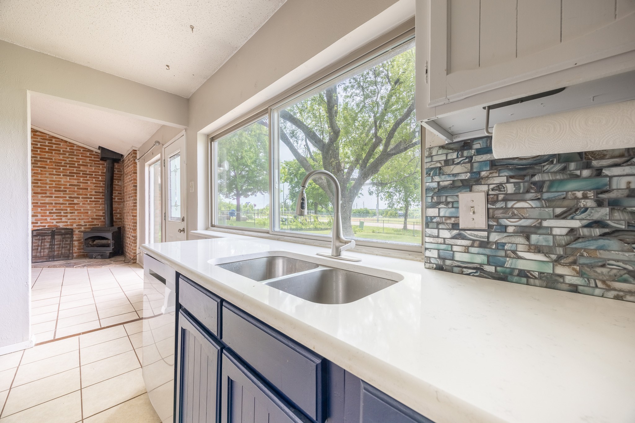 722 Meadowglen Drive Duncanville TX 75137