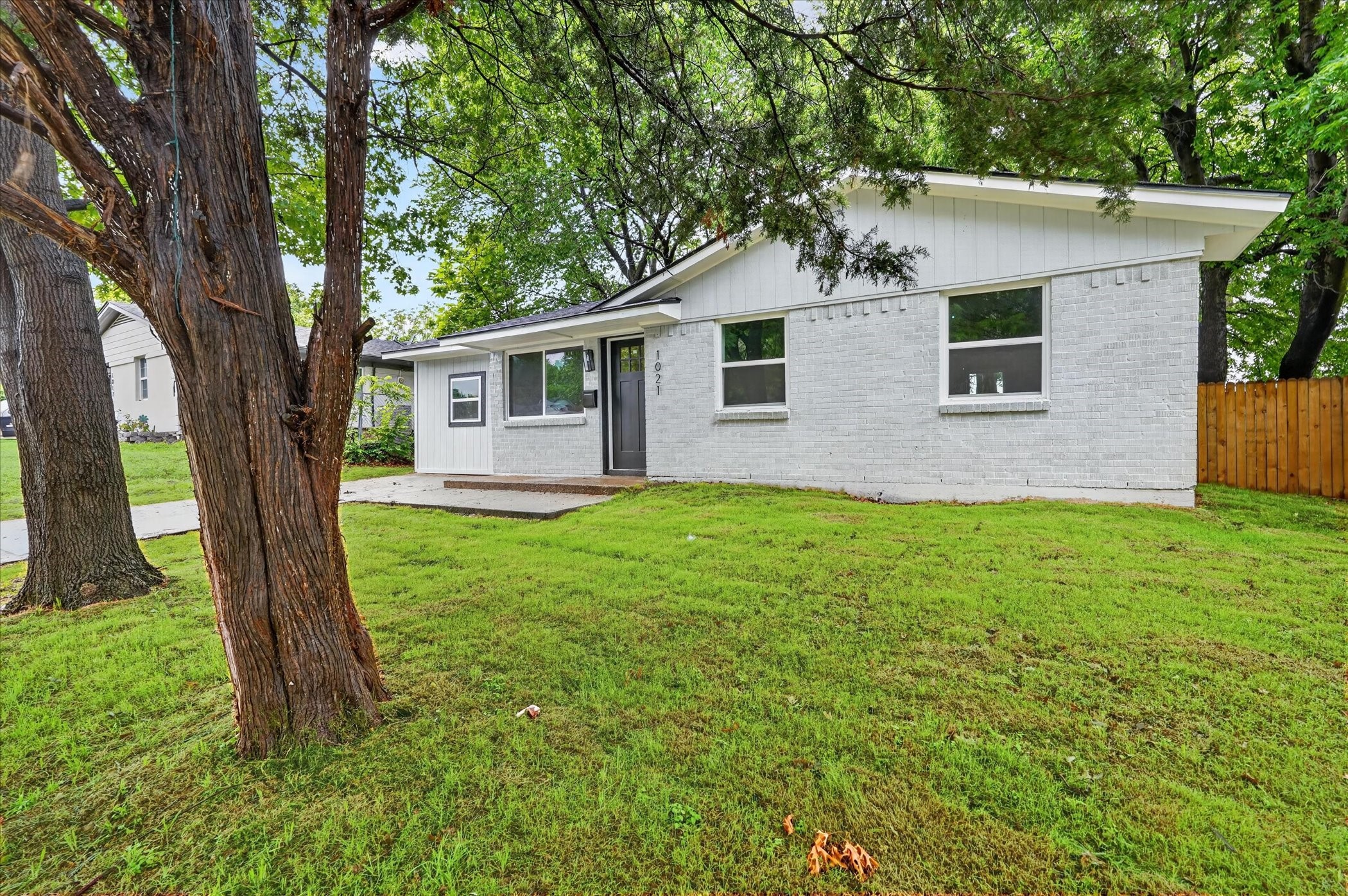 1021 Richard Drive Garland TX 75040