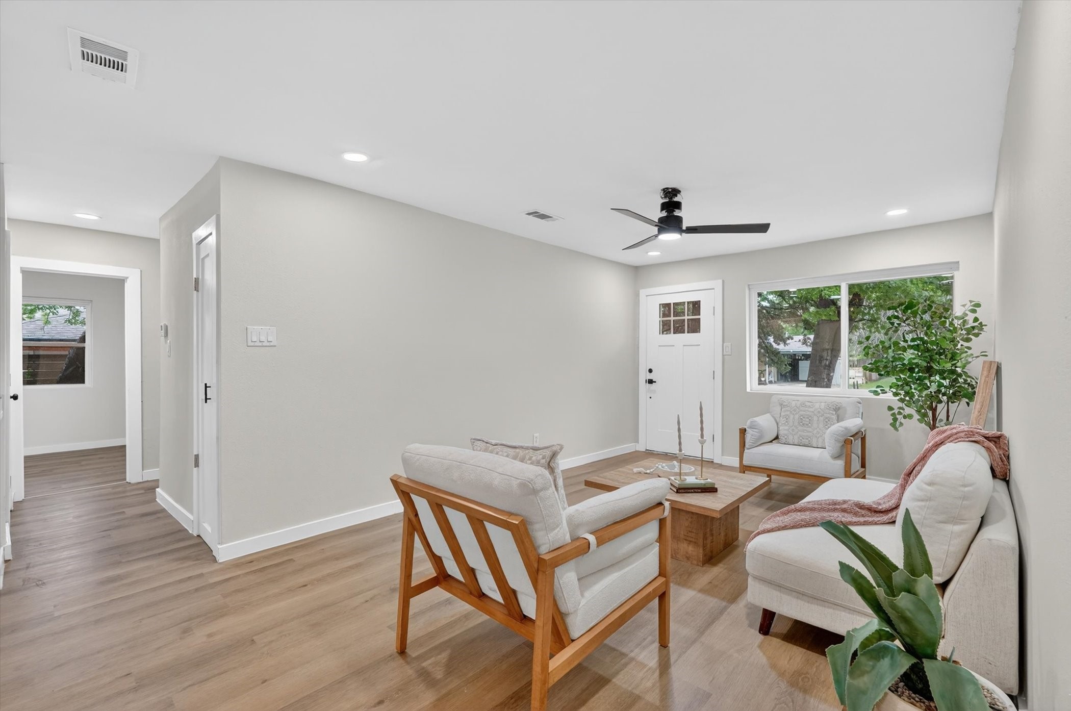 1021 Richard Drive Garland TX 75040