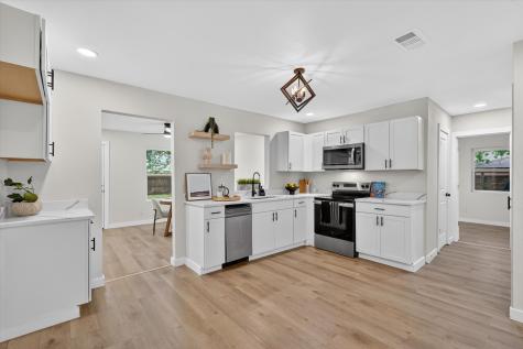 1021 Richard Drive Garland TX 75040
