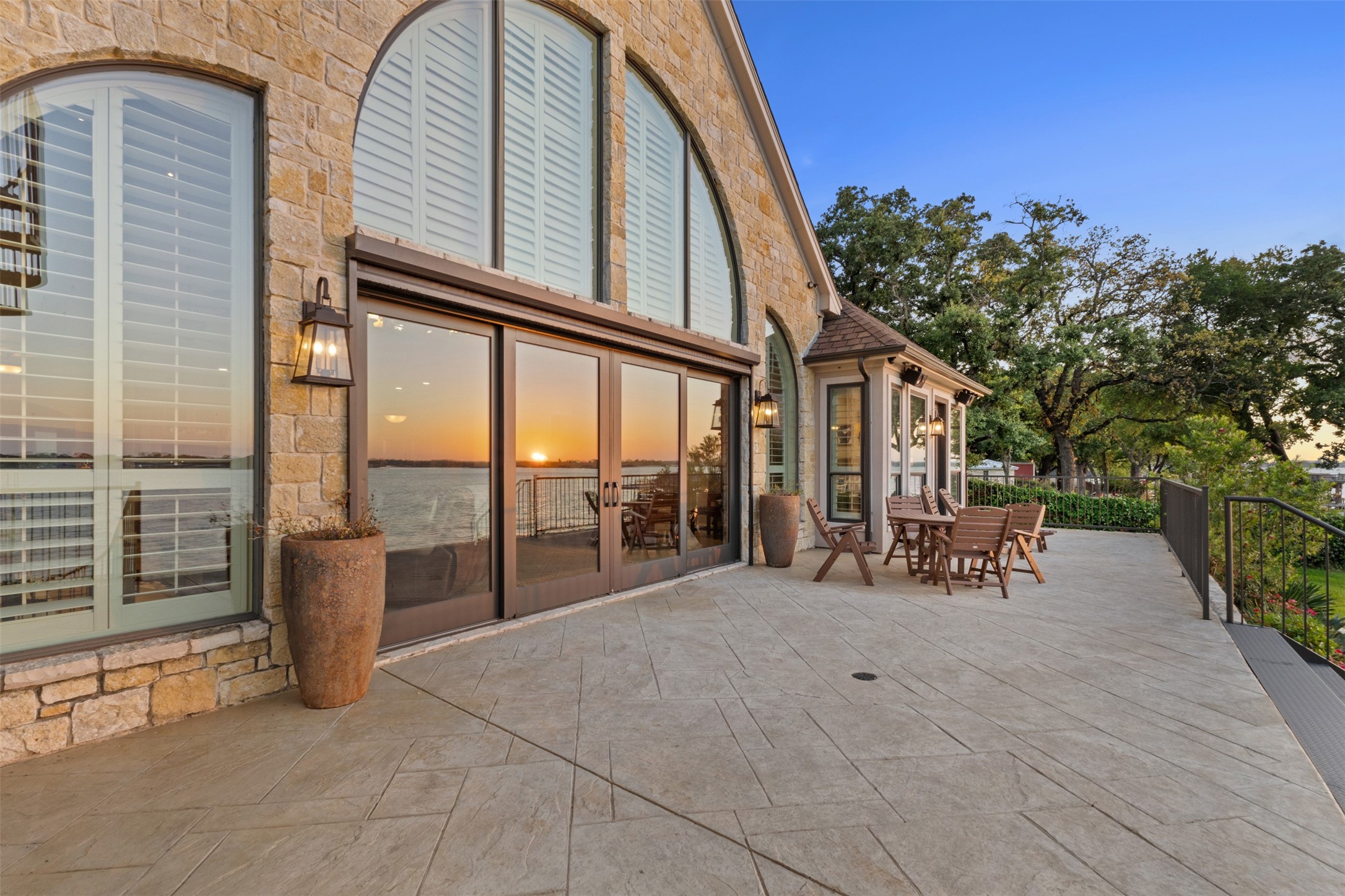 12210 Lake Forest Drive Azle TX 76020