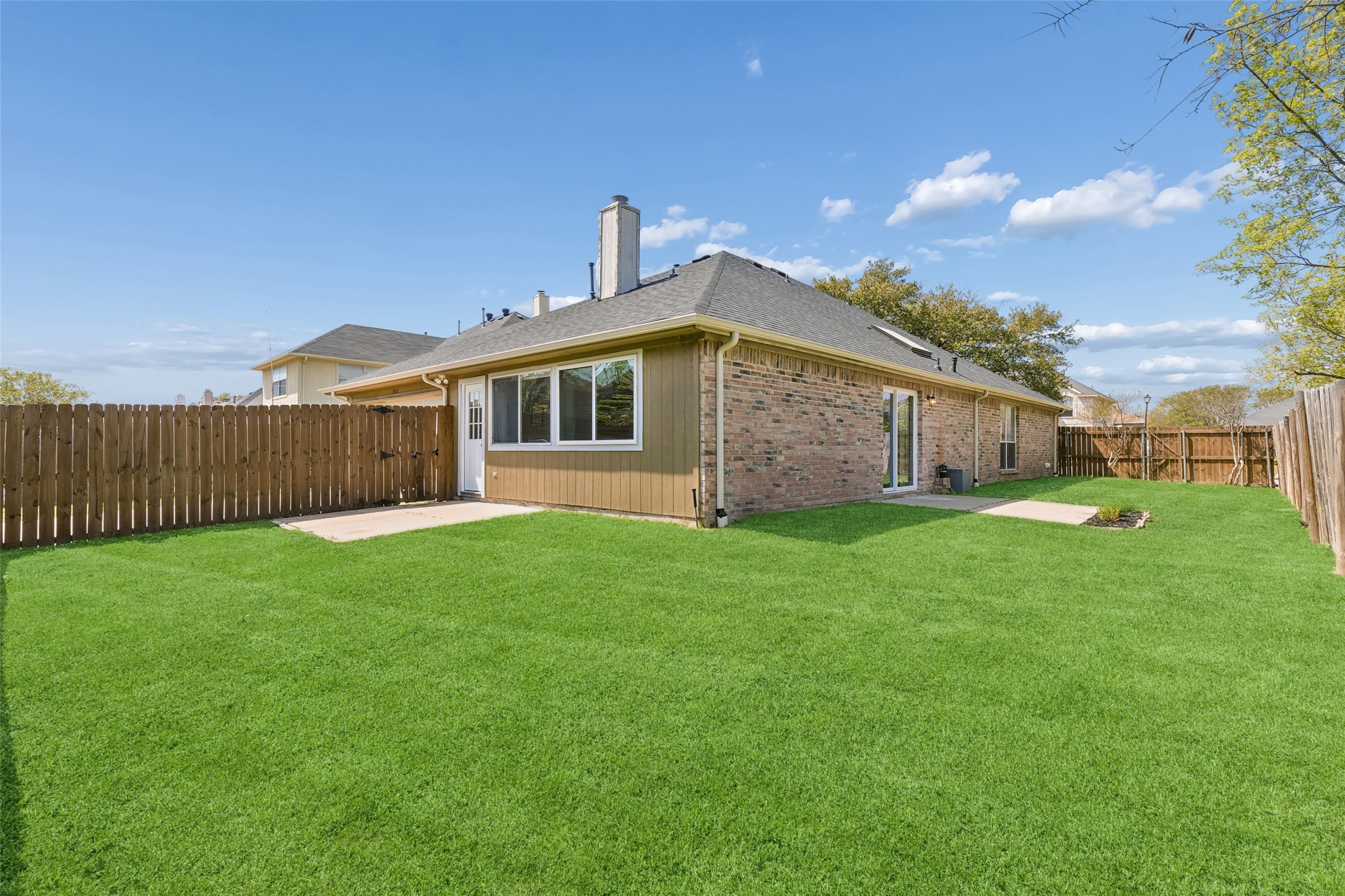 7502 Gillon Drive Rowlett TX 75089