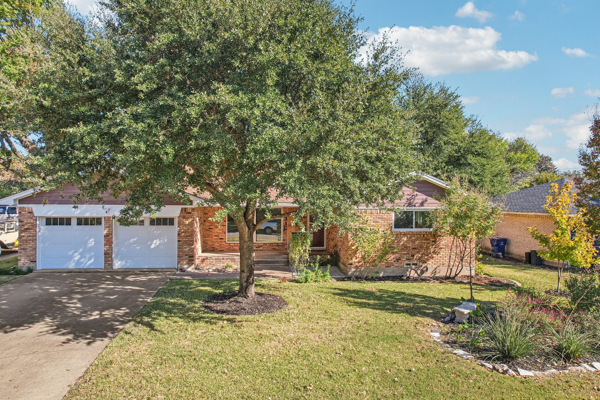 1310 Patricia Lane Garland TX 75042