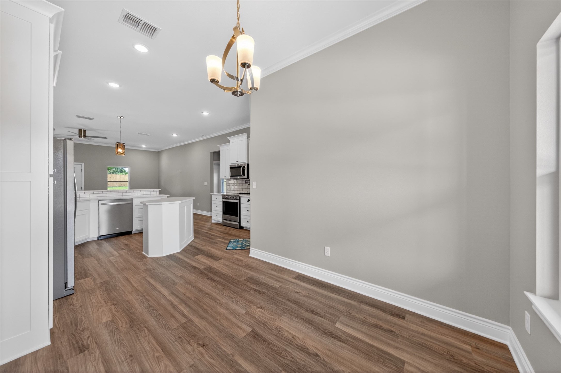 105 W Teal Drive Troup TX 75789