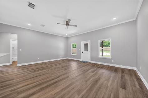 105 W Teal Drive Troup TX 75789