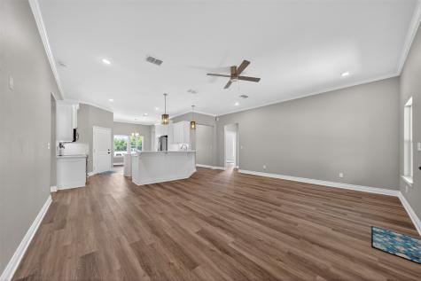 105 W Teal Drive Troup TX 75789