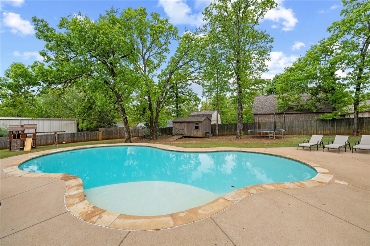 19870 Post Oak Bend Lindale TX 75771