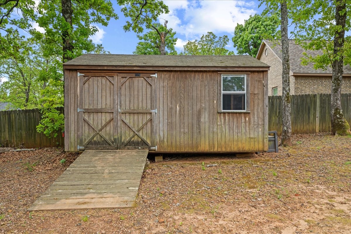 19870 Post Oak Bend Lindale TX 75771