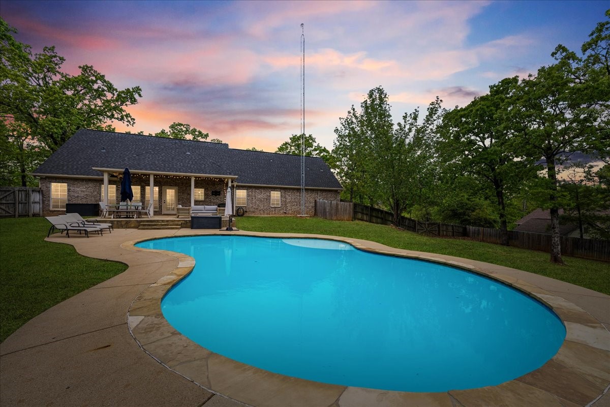 19870 Post Oak Bend Lindale TX 75771