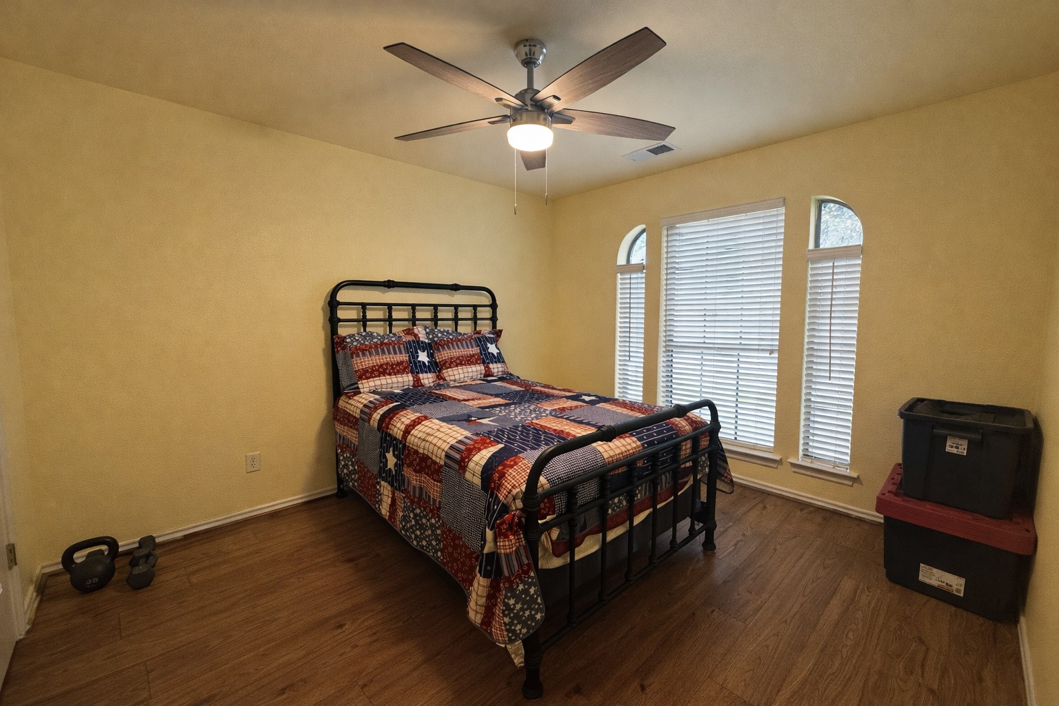 2704 Dakota Circle Seagoville TX 75159