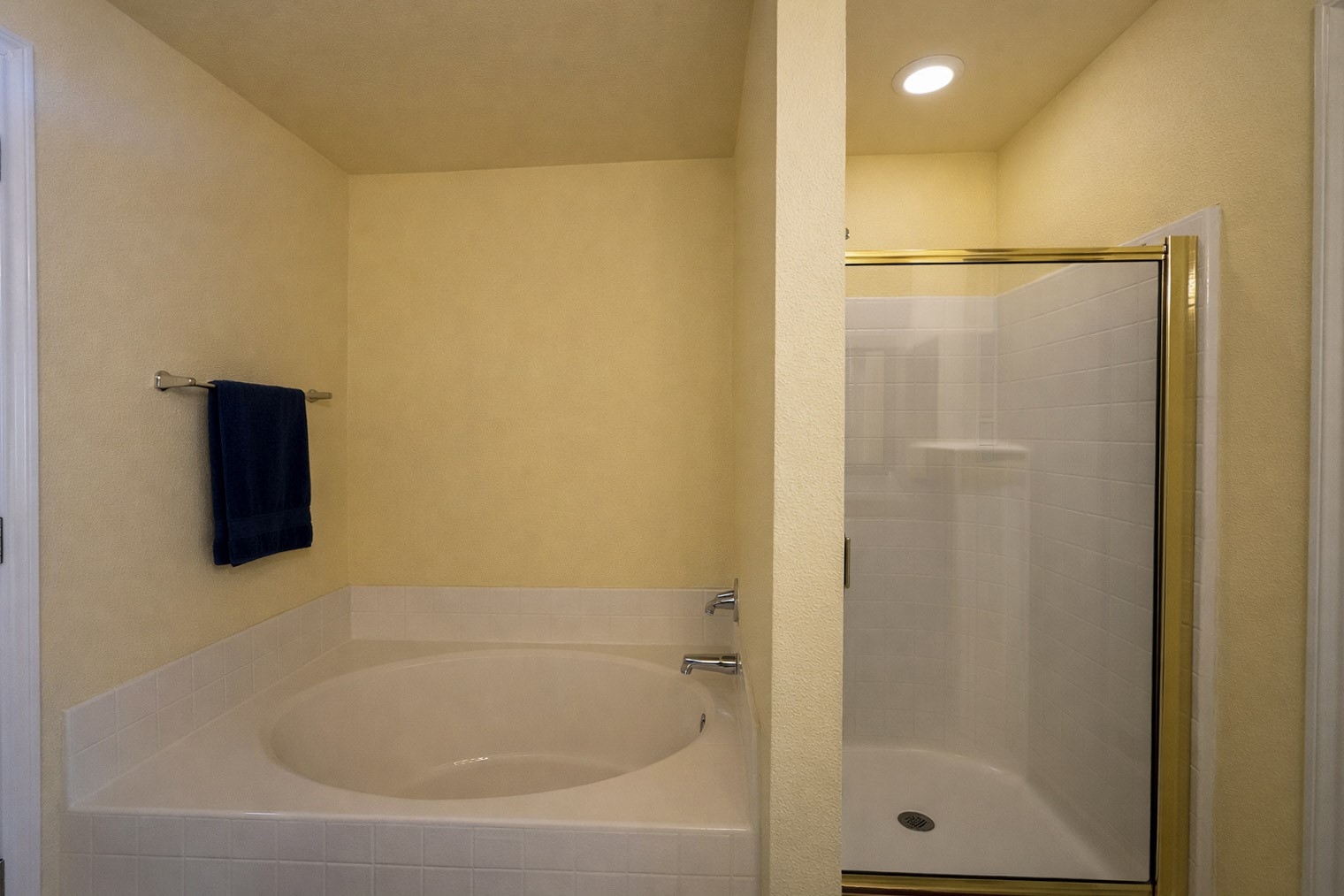 2704 Dakota Circle Seagoville TX 75159