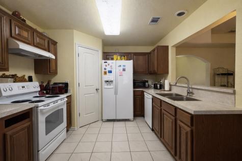 2704 Dakota Circle Seagoville TX 75159