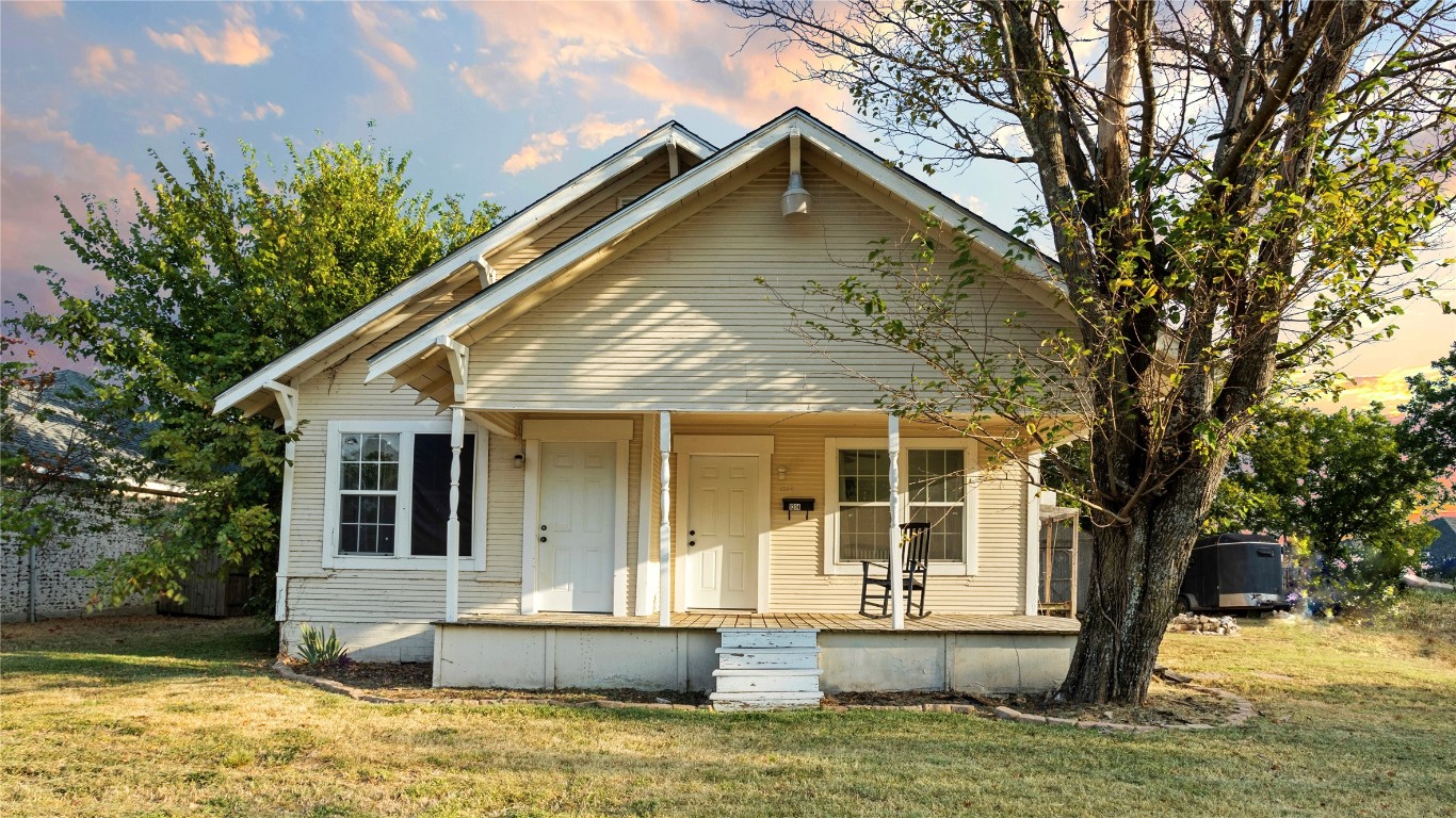 1314 Wyatt Street Waxahachie TX 75165