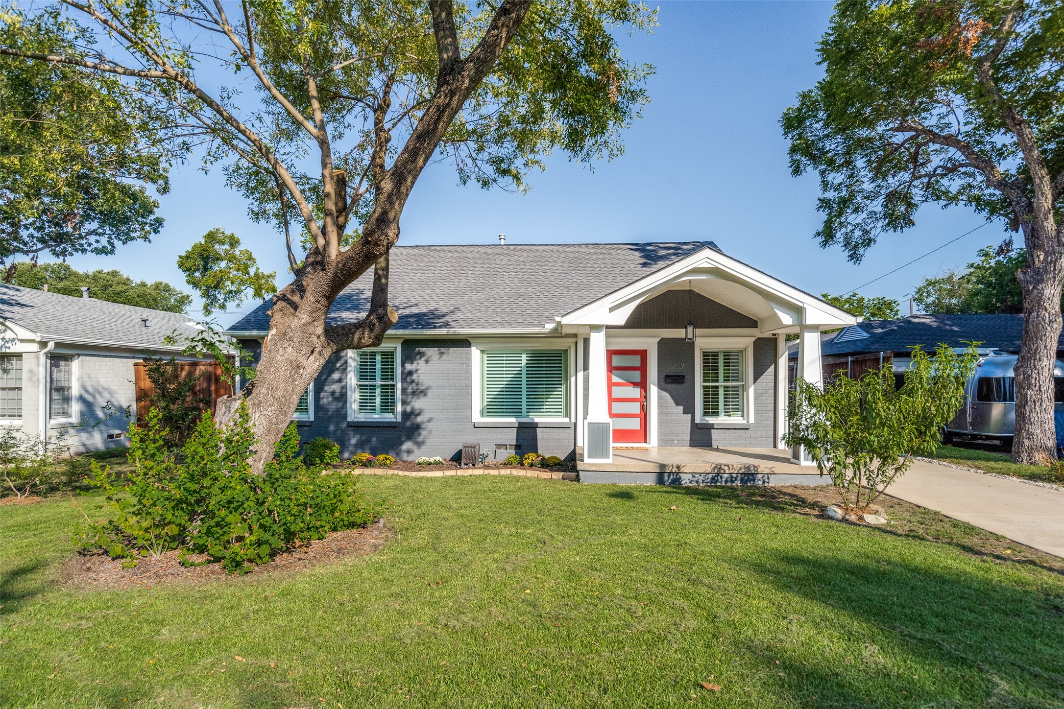 10017 Lake Gardens Drive Dallas TX 75218