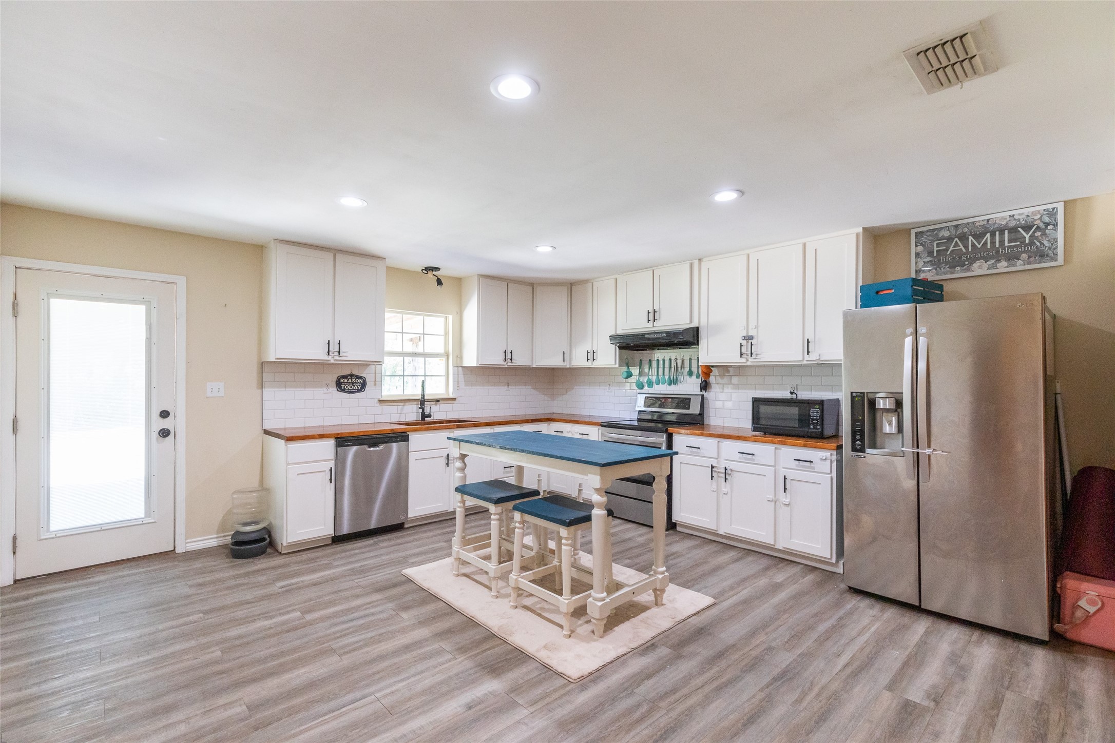 10227 County Road 379 Hawley TX 79525