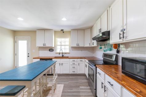 10227 County Road 379 Hawley TX 79525