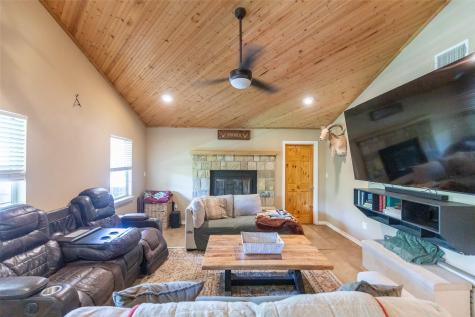 10227 County Road 379 Hawley TX 79525