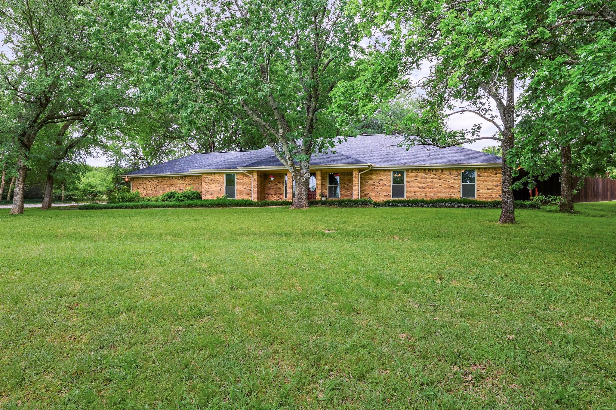 4397 Highland Drive Denison TX 75020